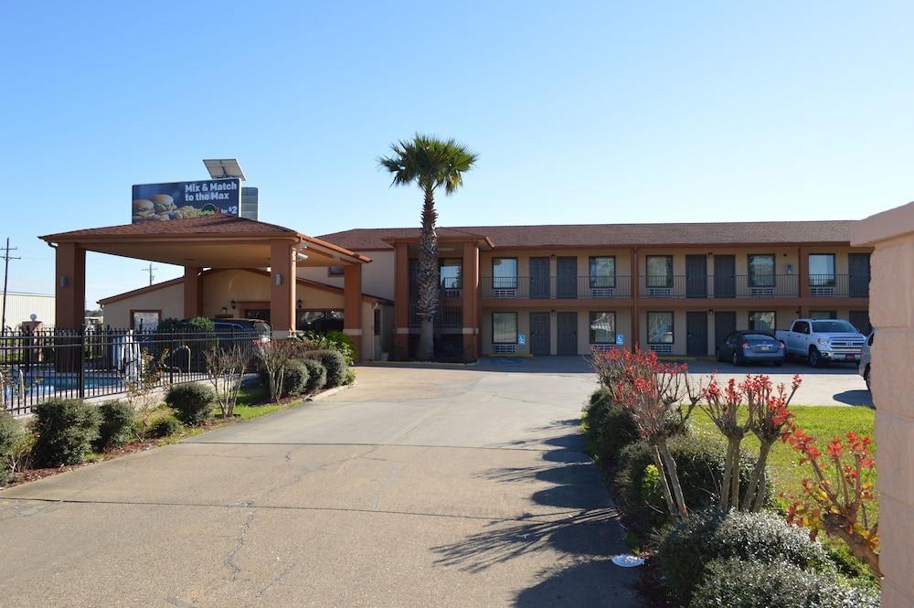 Econo Lodge Lake Charles University Area Eksteriør billede