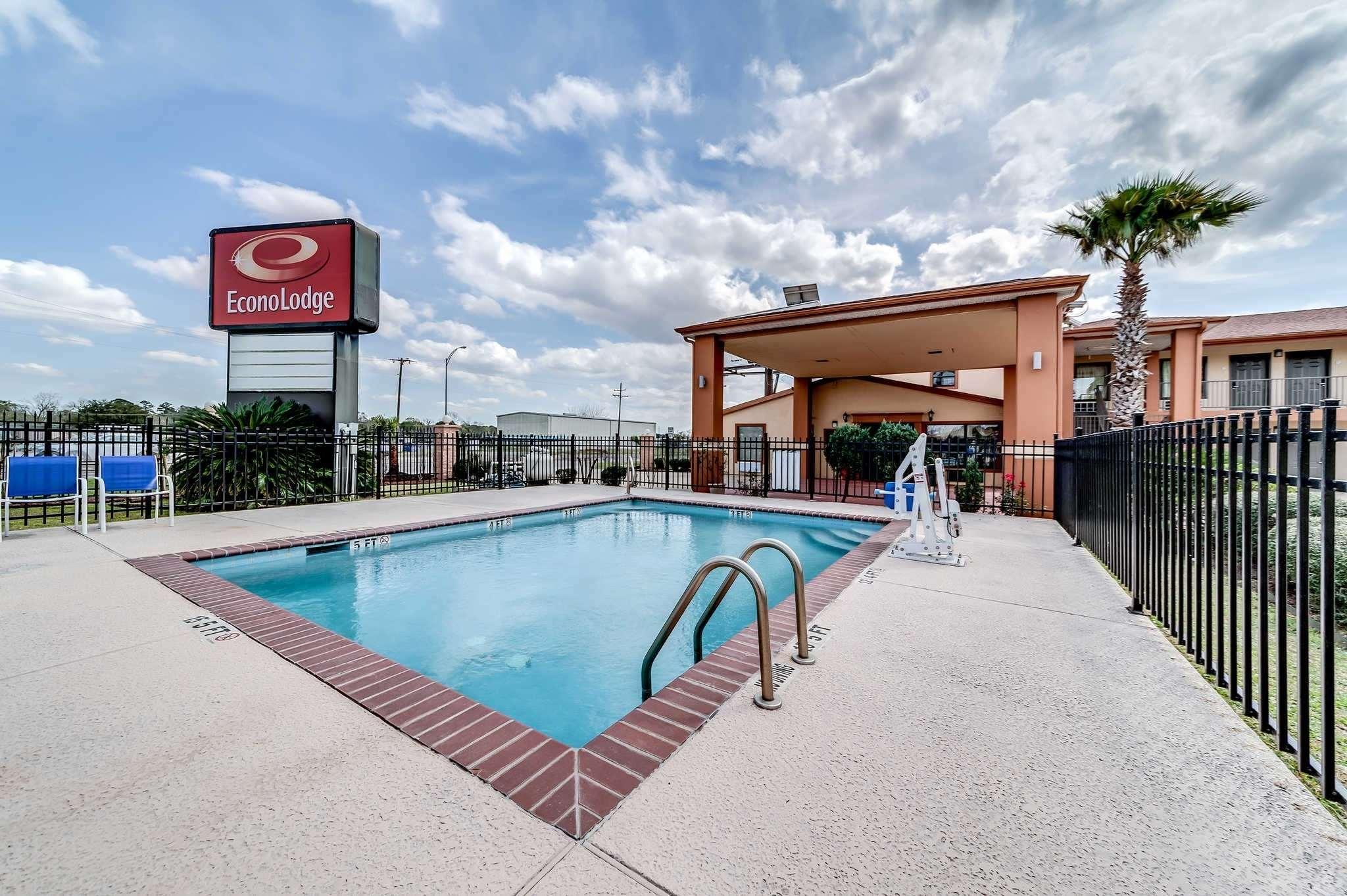 Econo Lodge Lake Charles University Area Eksteriør billede