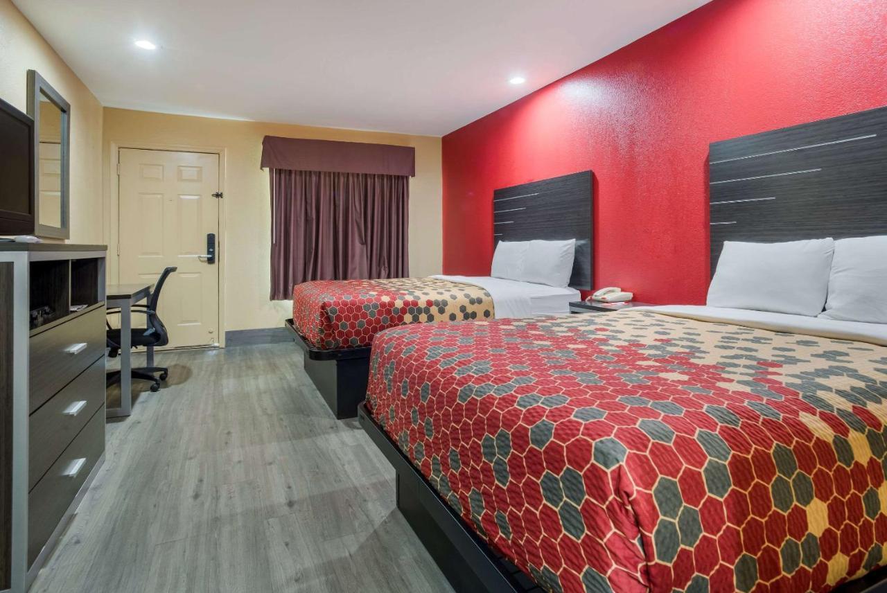 Econo Lodge Lake Charles University Area Eksteriør billede