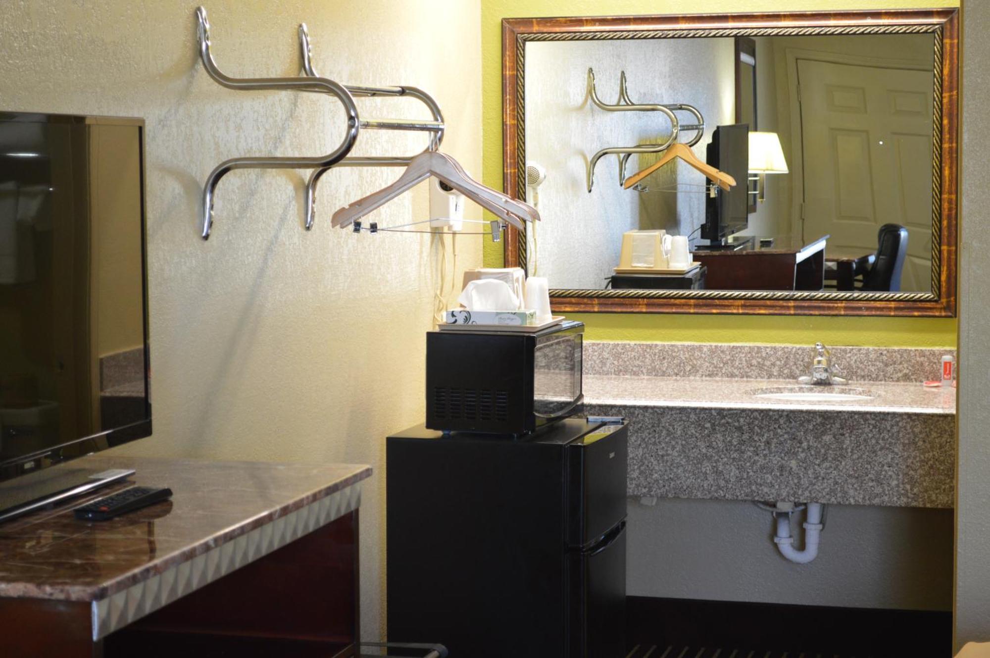 Econo Lodge Lake Charles University Area Værelse billede