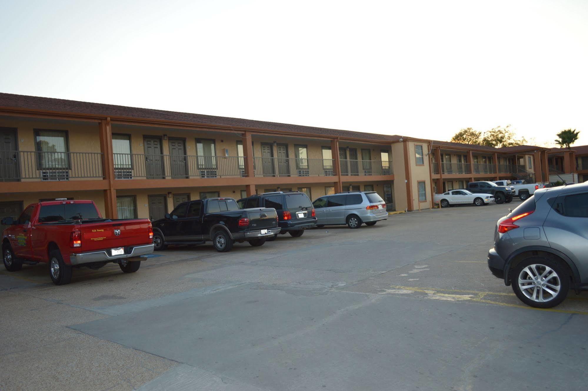 Econo Lodge Lake Charles University Area Eksteriør billede